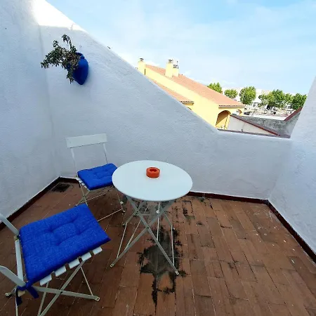 Сasa de vacaciones Bonita casa con terraza y patio Ampuriabrava